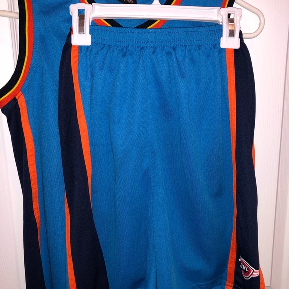 RUSSELL WESTBROOK - MATCHING JERSEY AND SHORT SET - Picture 3 of 4